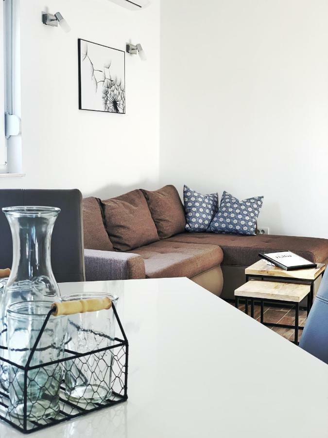 Milano Appartement Rogoznica  Buitenkant foto